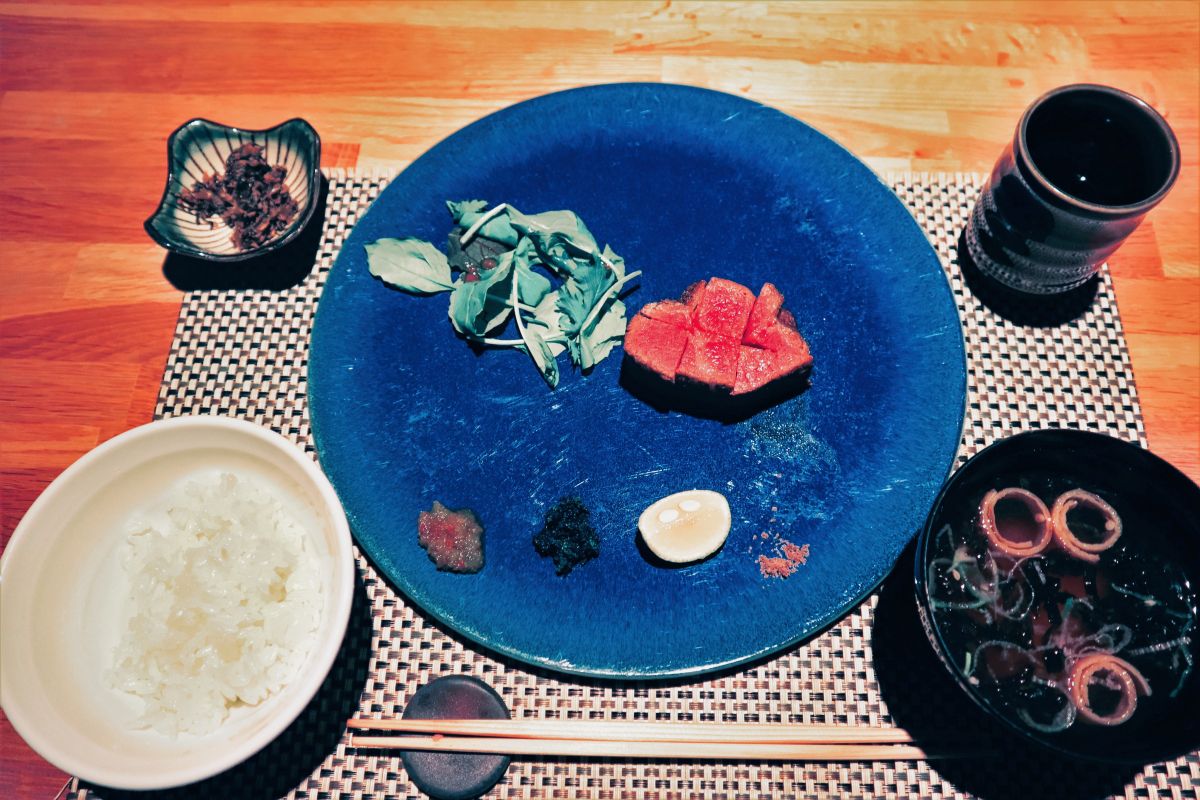 A serene and cool slice of Japanese cuisine
