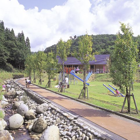 Nakaura Himesayuri Forest Park Campsite