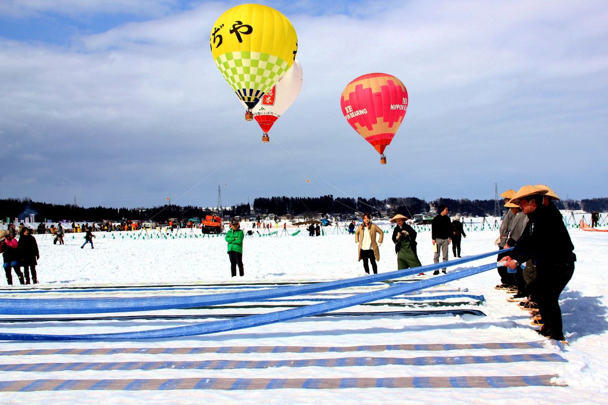 Hot Air Balloons, Japan Snow