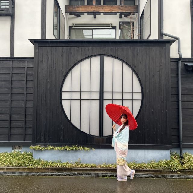 Walking Along Bokushi-dori Street in Shiozawa-juku