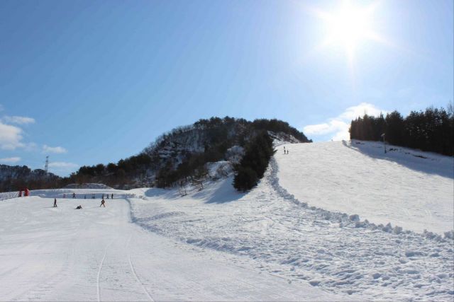 胎內滑雪場