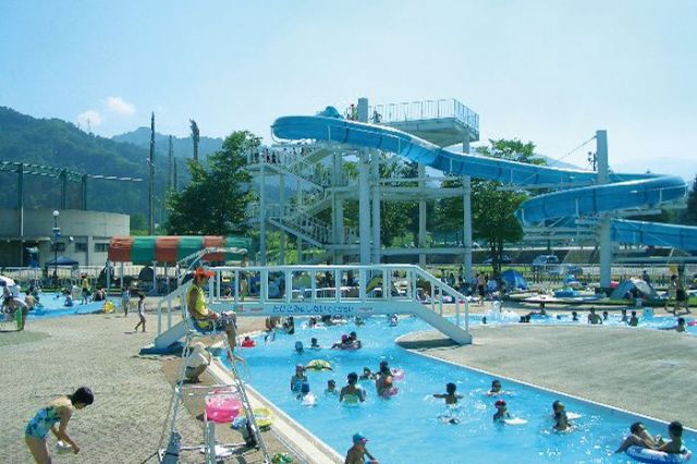 Leisure Pool Aurora