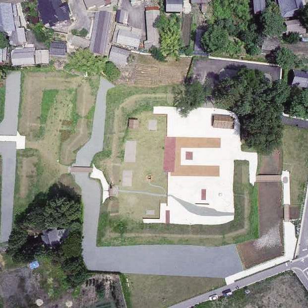 Okuyamanosho Castle Ruins and Egemi Yakata Ruins