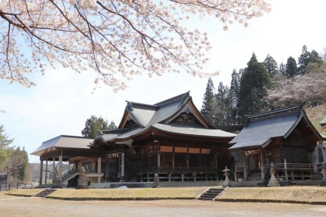 Suwa Shrine