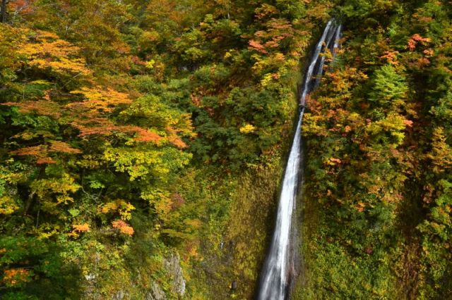 Nunohiki Waterfall
