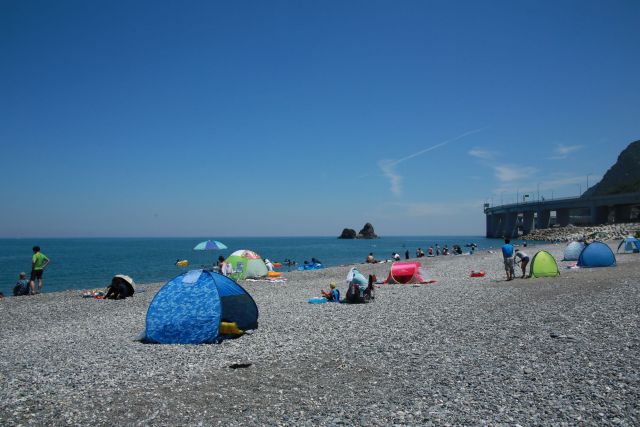 Oyashirazu Beach