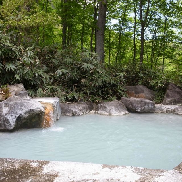 Ogon-no-yu and Kawara-no-yu at Tsubame Onsen